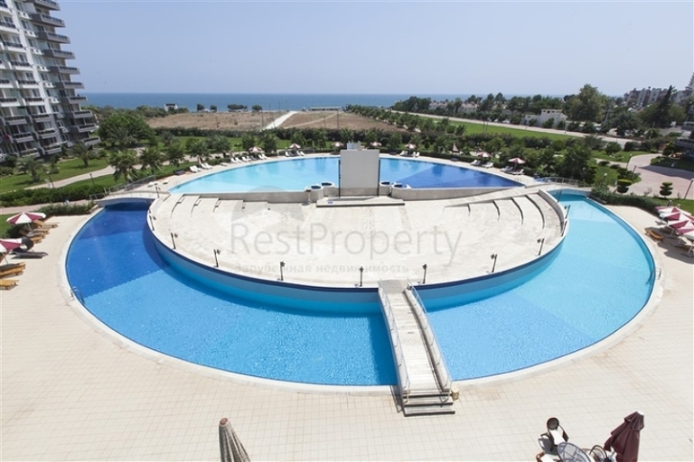 2-3 Bedroom Flats on a Seafront Complex in Erdemli Mersin Turkey