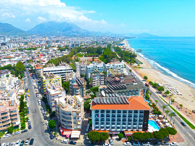 3 Bedroom Beach Property for Sale in Alanya Centre