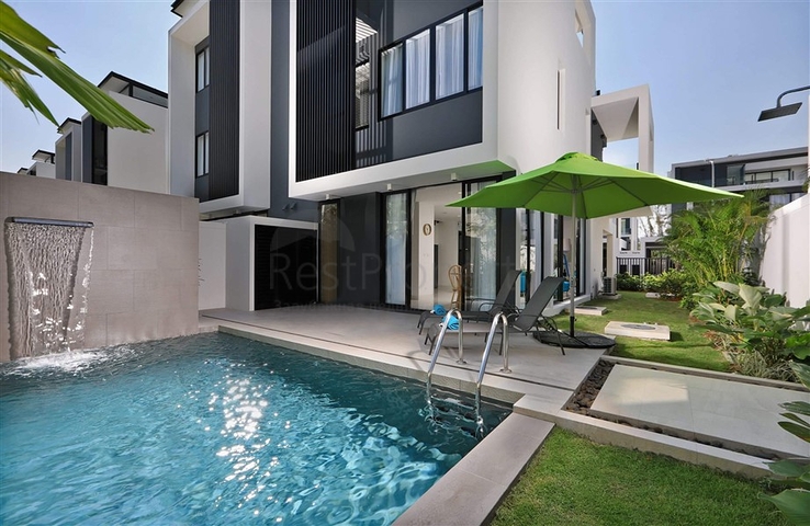 3 Bedroom Villas for Sale in Bang Tao Phuket Thailand