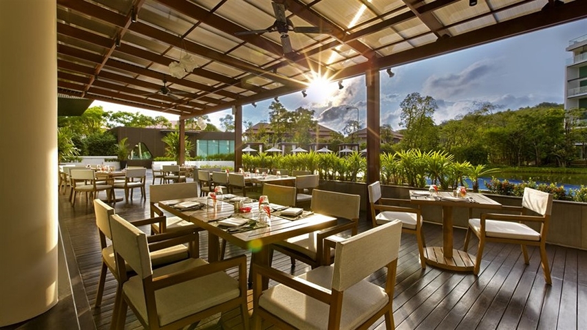 3 Bedroom Villas for Sale in Bang Tao Phuket Thailand