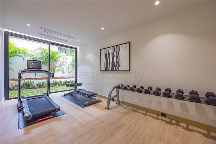 4 Bedroom Duplex villa wih Private Pool in Bang Tao Thailand