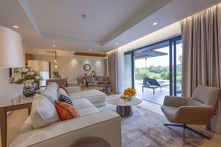 4 Bedroom Duplex villa wih Private Pool in Bang Tao Thailand