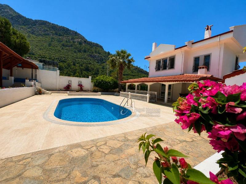 4 Bedroom Private Villa with Spacious Outdoor Space in Ovacik Oludeniz