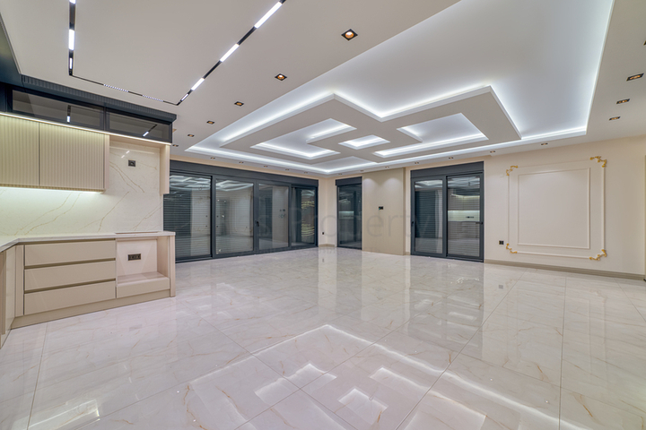 A Modern Luxury Alanya Villa with Panoramic Views of the Mediterranean Sea