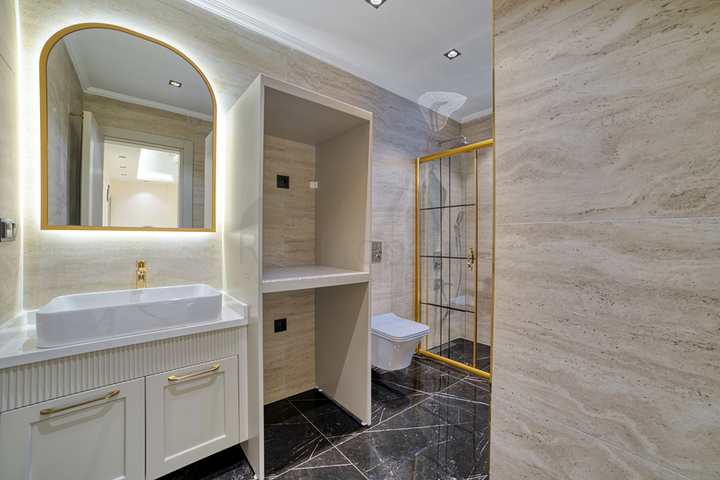 A Modern Luxury Alanya Villa with Panoramic Views of the Mediterranean Sea