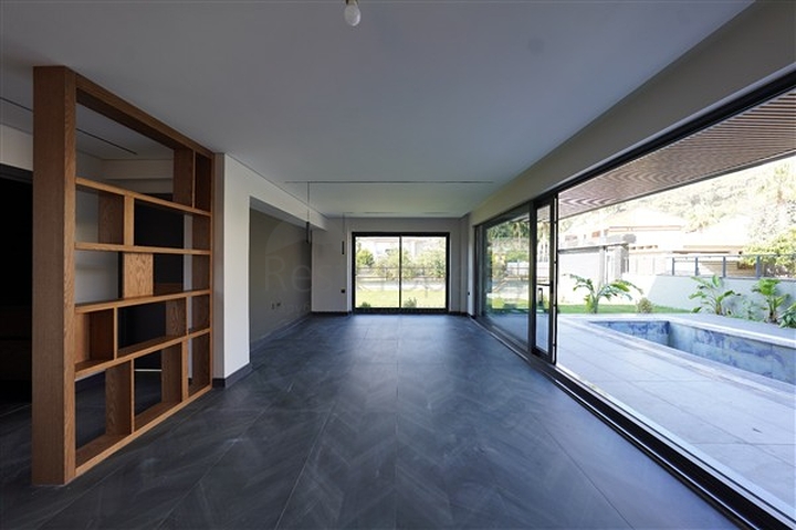 Collection of Luxury 4-Bedroom Duplex Villas in Kemer, Antalya,Turkey