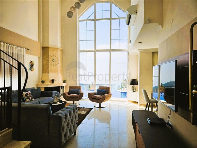 Detach Villa with Pool for Sale in Tepe Neighbourhood, Alanya Centre