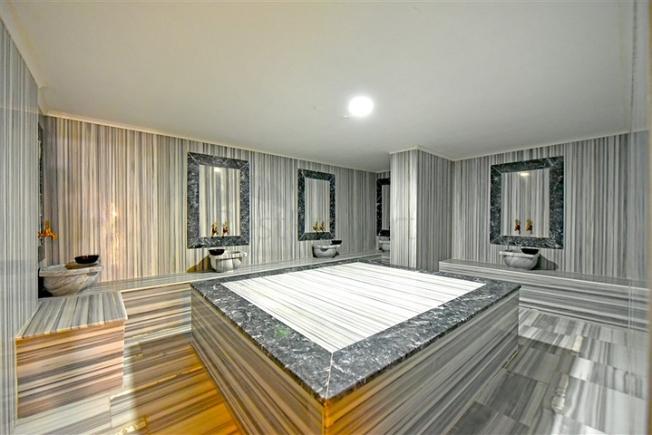 Elegant Apartment in a Beautiful Complex in Mahmutlar Alanya Turkey