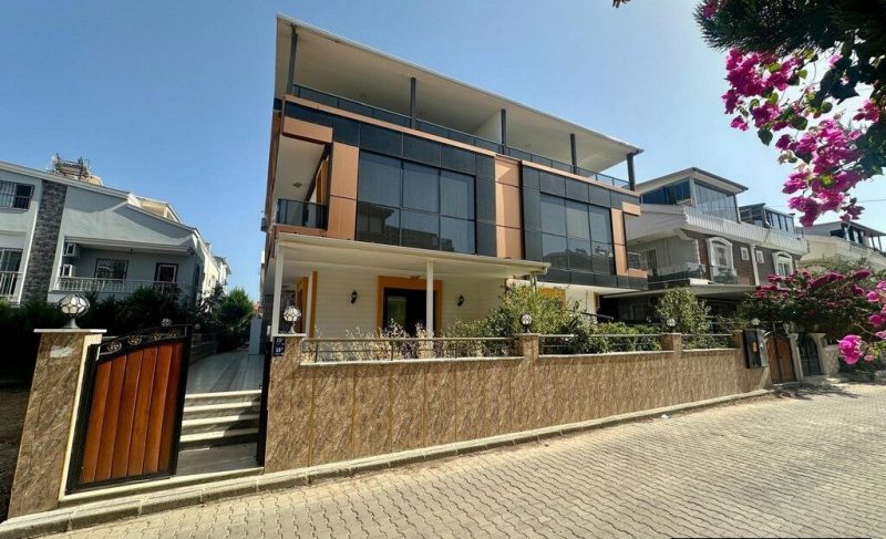 Furnished 3 Bedroom Detached House for Sale in Altinkum Didim
