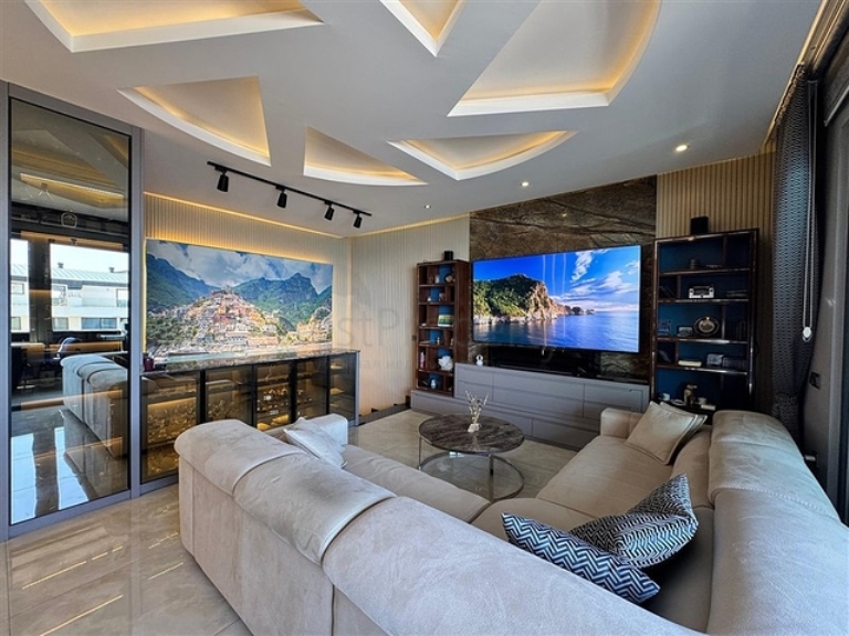 Luxury 2 Bedroom for Sale by the Beach in Mahmutlar Alanya