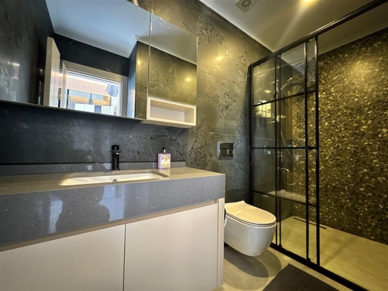 Luxury 2 Bedroom for Sale by the Beach in Mahmutlar Alanya