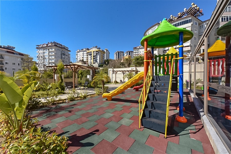 New 1+1 Apartment in a Modern Residential Complex in the Oba Alanya