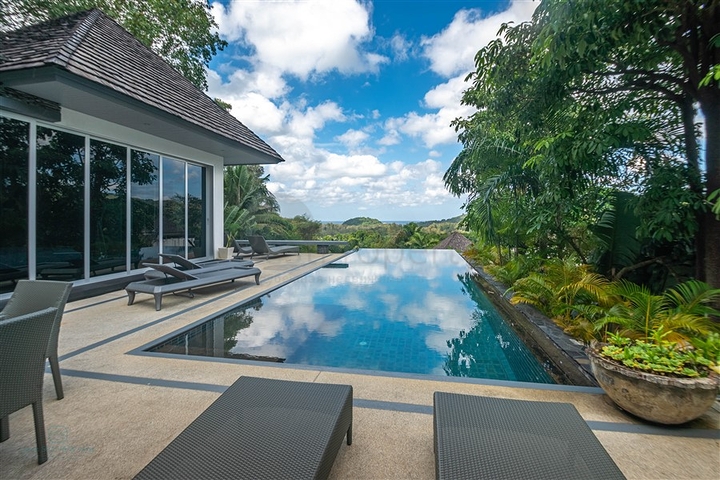 Outstanding Villa for Sale Close to Layan, Bang Tao, Phuket