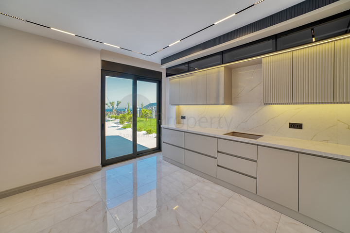 Premium Villa with Panoramic Sea Views in the Prestigious Tepe Area of Alanya