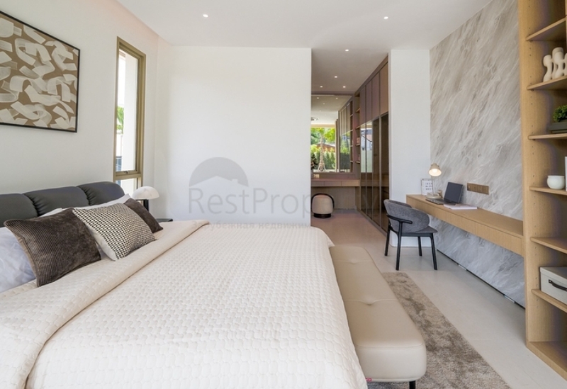 Premium Villas with Pool for Sale in Bang Tao the Heart of Phuket Thailand
