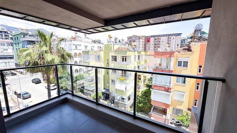 2+1 Apartment in the Central Part of Alanya, Cleopatra District