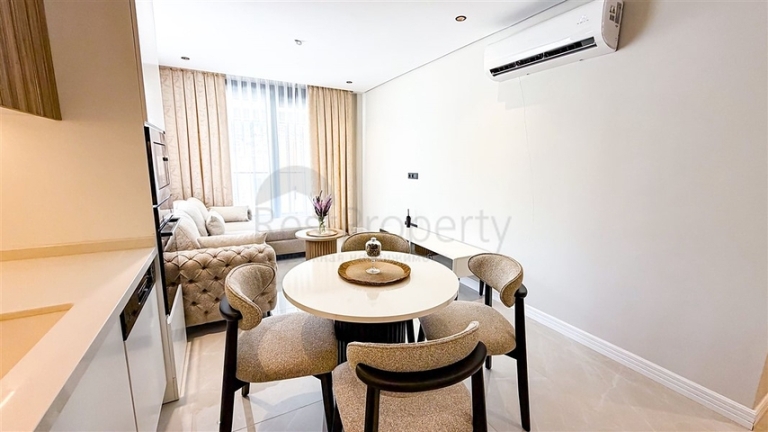2+1 Apartment in the Central Part of Alanya, Cleopatra District