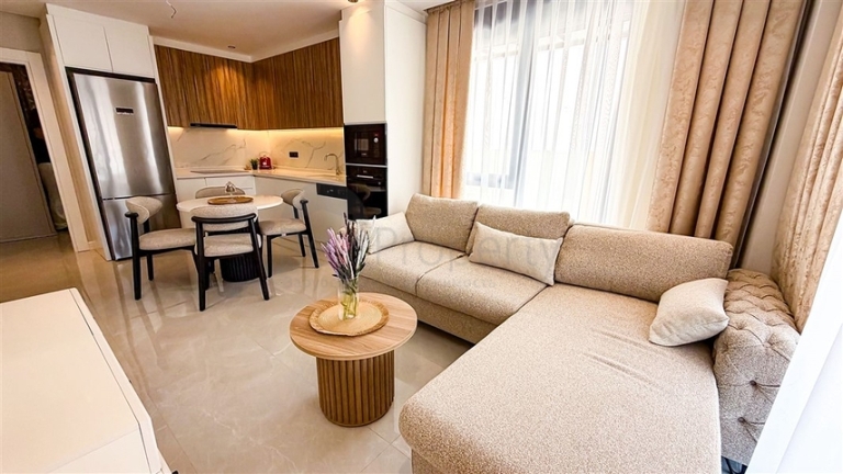 2+1 Apartment in the Central Part of Alanya, Cleopatra District