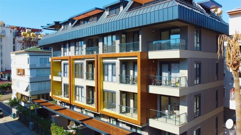 2+1 Apartment in the Central Part of Alanya, Cleopatra District