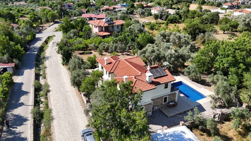 Fethiye Country House with Shared Pool for Sale in Yesiluzumlu