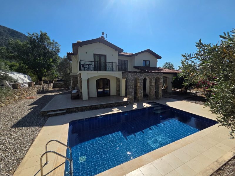 Fethiye Country House with Shared Pool for Sale in Yesiluzumlu