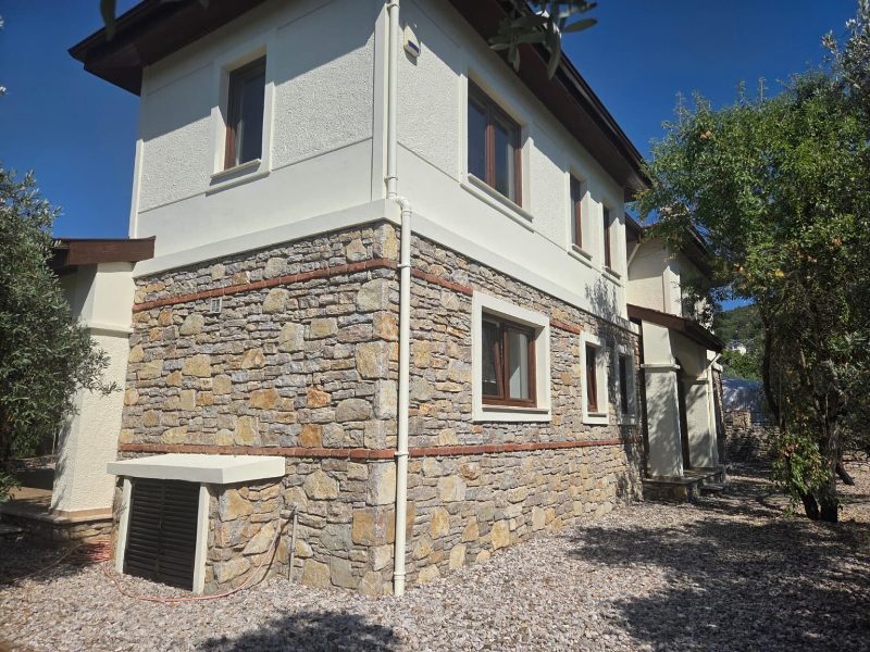 Fethiye Country House with Shared Pool for Sale in Yesiluzumlu