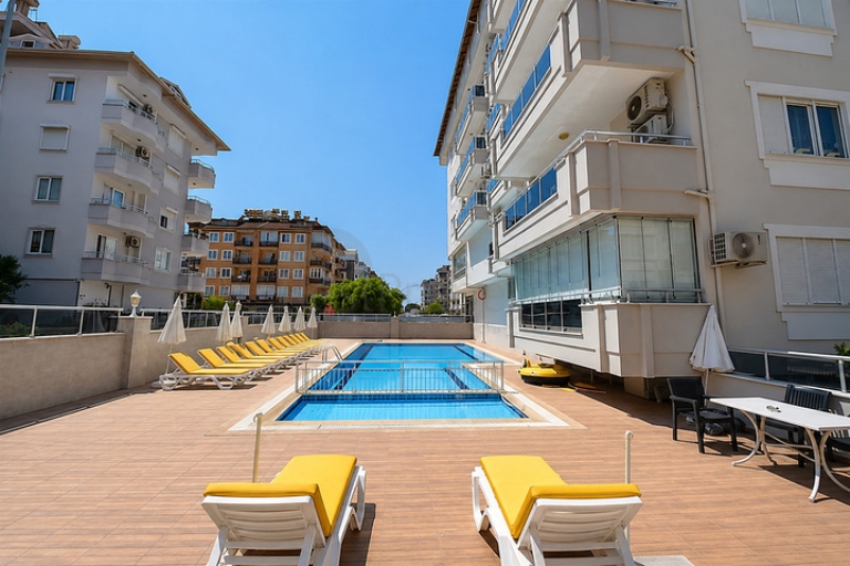 For Sale 2 Bedroom Apartment 150m to the Beach in Alanya Oba