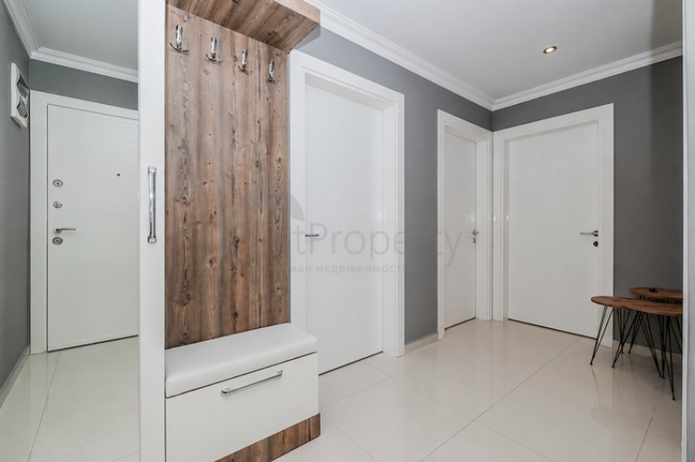 For Sale 2 Bedroom Apartment 150m to the Beach in Alanya Oba
