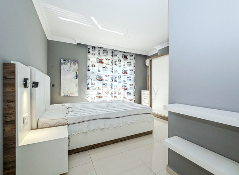 For Sale 2 Bedroom Apartment 150m to the Beach in Alanya Oba