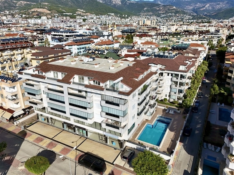 For Sale 2 Bedroom Apartment 150m to the Beach in Alanya Oba