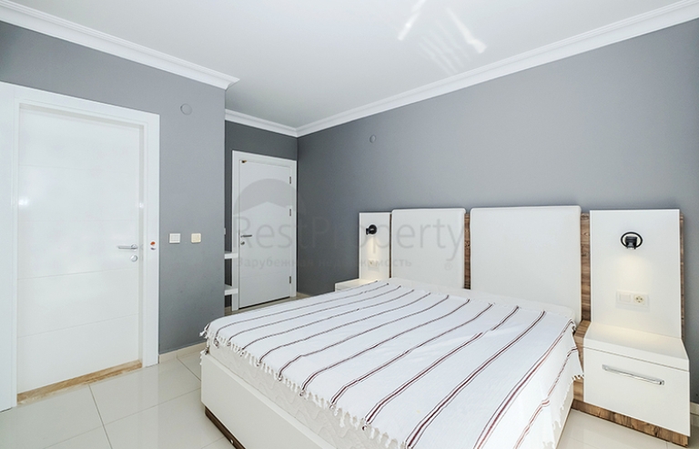 For Sale 2 Bedroom Apartment 150m to the Beach in Alanya Oba