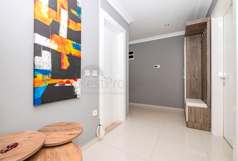 For Sale 2 Bedroom Apartment 150m to the Beach in Alanya Oba