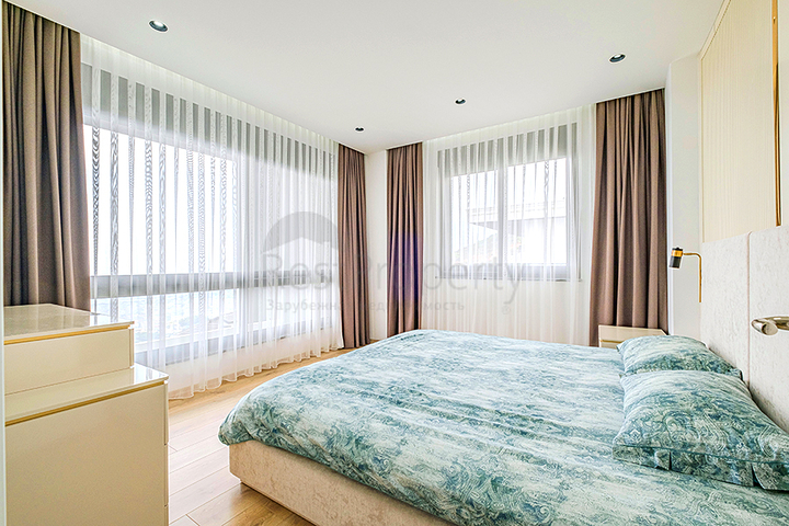 Luxury Villa with Sea Views for Sale in Alanya Centre