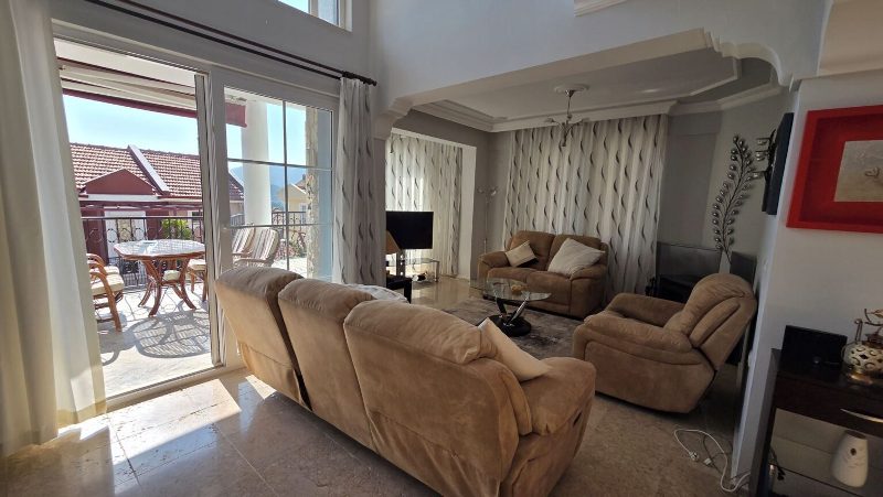 Rural Villa Backed by Dramatic Mountain Range in Uzumlu Fethiye