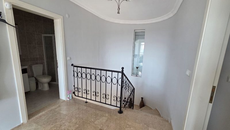 Rural Villa Backed by Dramatic Mountain Range in Uzumlu Fethiye