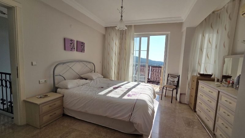 Rural Villa Backed by Dramatic Mountain Range in Uzumlu Fethiye