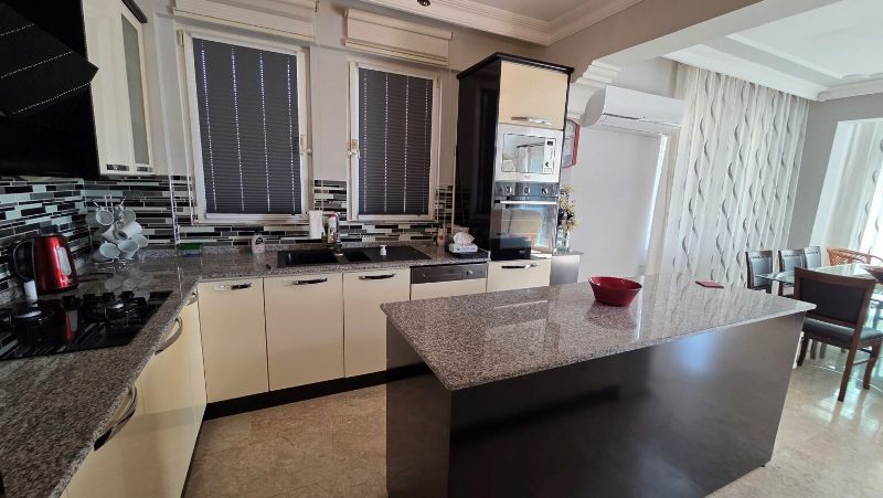 Rural Villa Backed by Dramatic Mountain Range in Uzumlu Fethiye