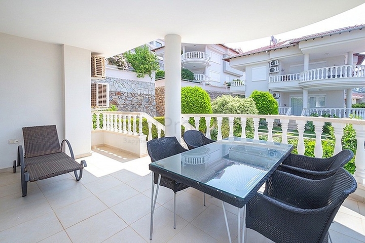 Sea View 2 Bedroom Apartment in a Complex , Konakli Alanya