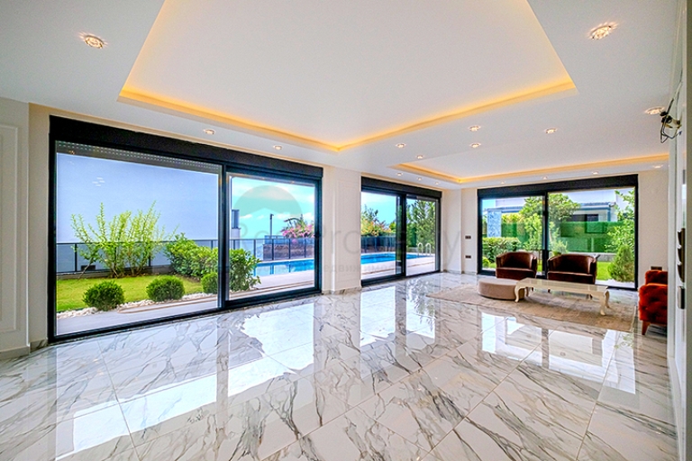 Sea View 5 Bedroom Modern Villa for Sale in Alanya Turkey