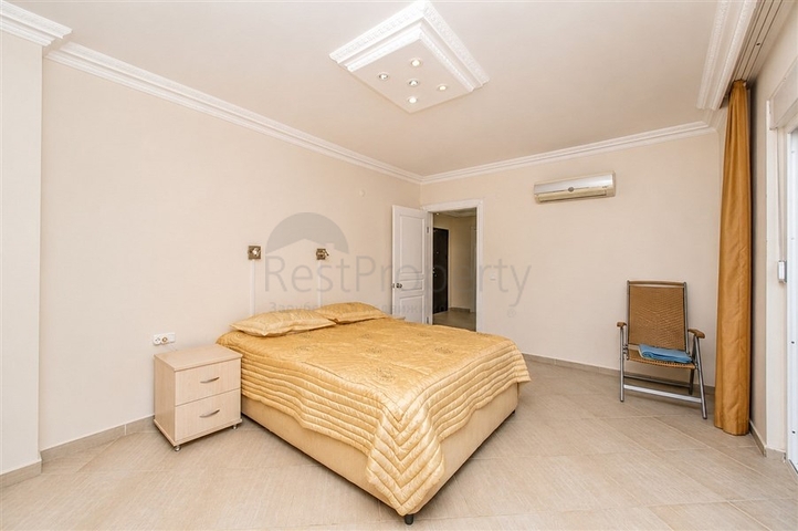 Spacious 3 Bedroom Duplex Apartment for Sale in Cikcilli Alanya