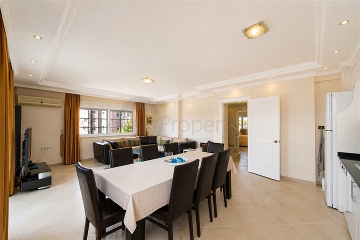 Spacious 3 Bedroom Duplex Apartment for Sale in Cikcilli Alanya