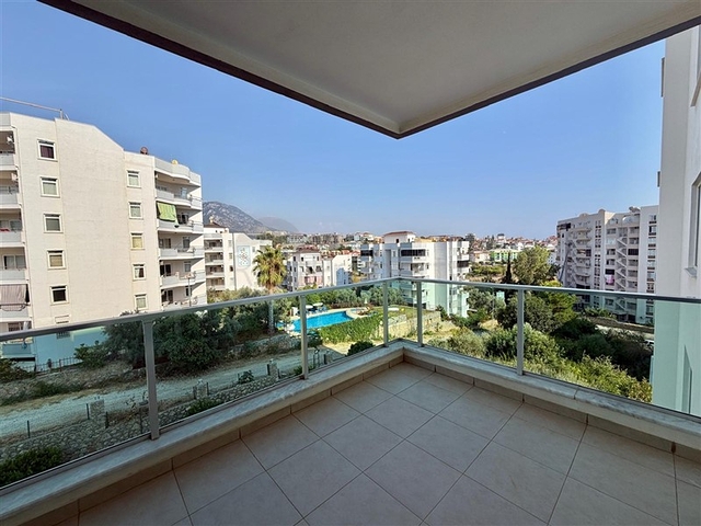 Spacious One Bedroom Property for Sale Furnished in Alanya