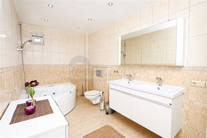 Fully Furnished 3 Bedroom Property for Sale in Konakli Alanya Antalya Region of Turkey
