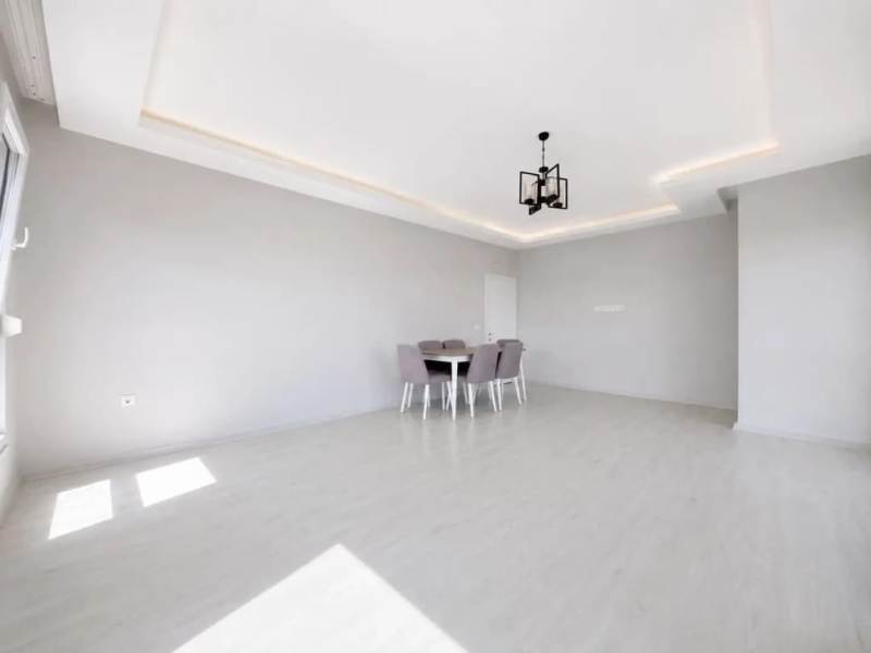 Bright 2 Bedroom Flat for Sale in Kizlarpinari Alanya Turkey