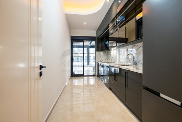 Furnished 2 Bedroom Flat for Long Term Rent in Mahmutlar Alanya Turkey