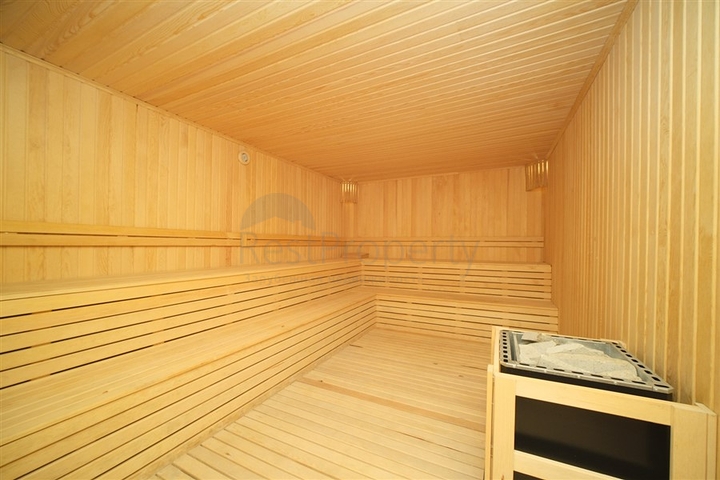 Property in Alanya Centre; 2 Bedroom Modern Flat for Sale