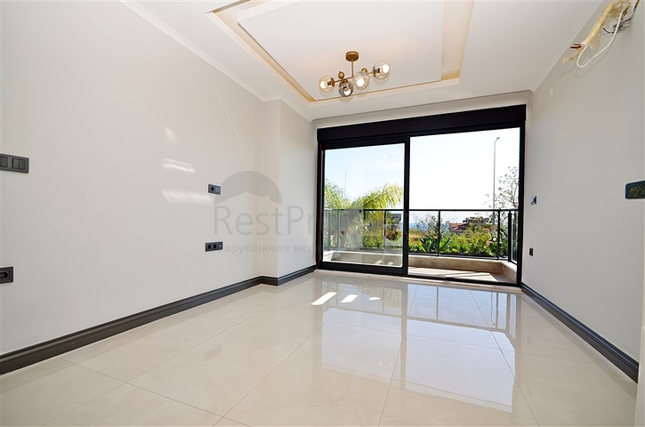 Property in Alanya Centre; 2 Bedroom Modern Flat for Sale