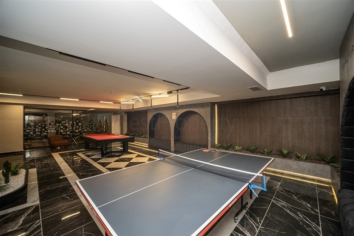 Property in Alanya Centre; 2 Bedroom Modern Flat for Sale