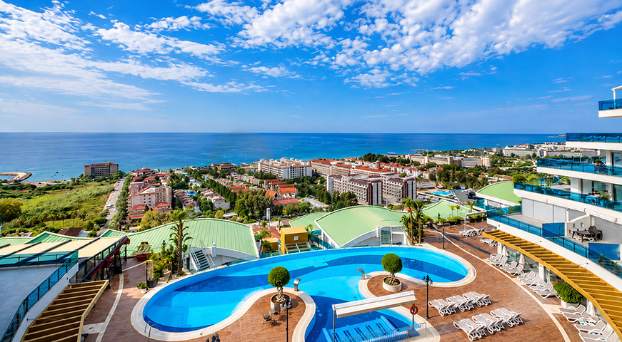 Sea View Luxury Property in a Modern Complex in Konakli Alanya