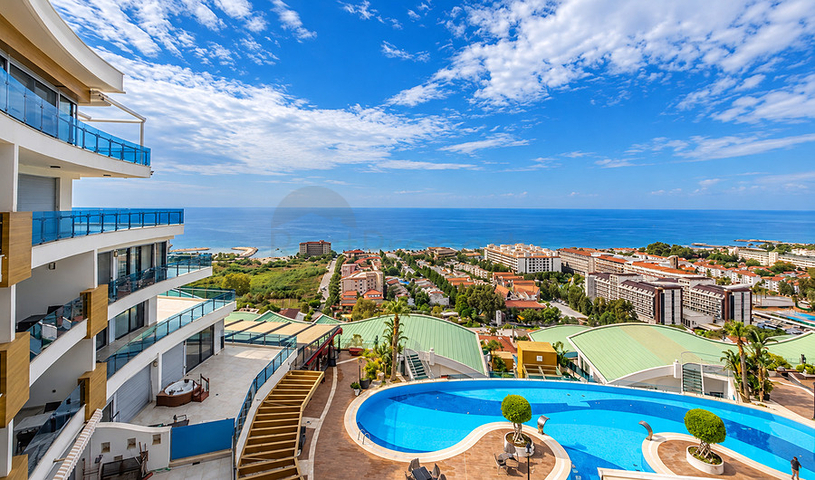Sea View Luxury Property in a Modern Complex in Konakli Alanya